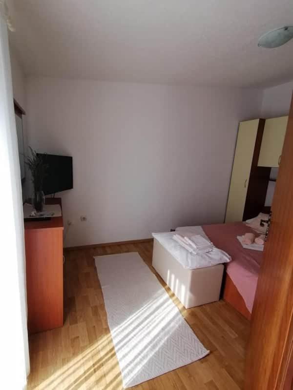 Apartment Krmpotic 维尔 外观 照片